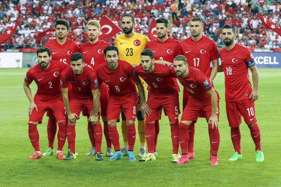 欧国联比赛瑞典队战胜意大利，领跑积分榜的简单介绍