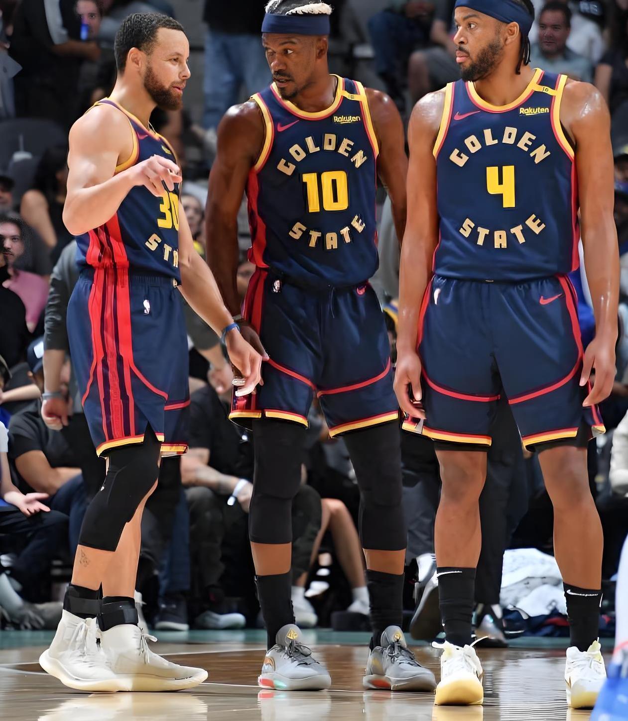 热门球队实力碾压对手，轻松取得胜利的简单介绍