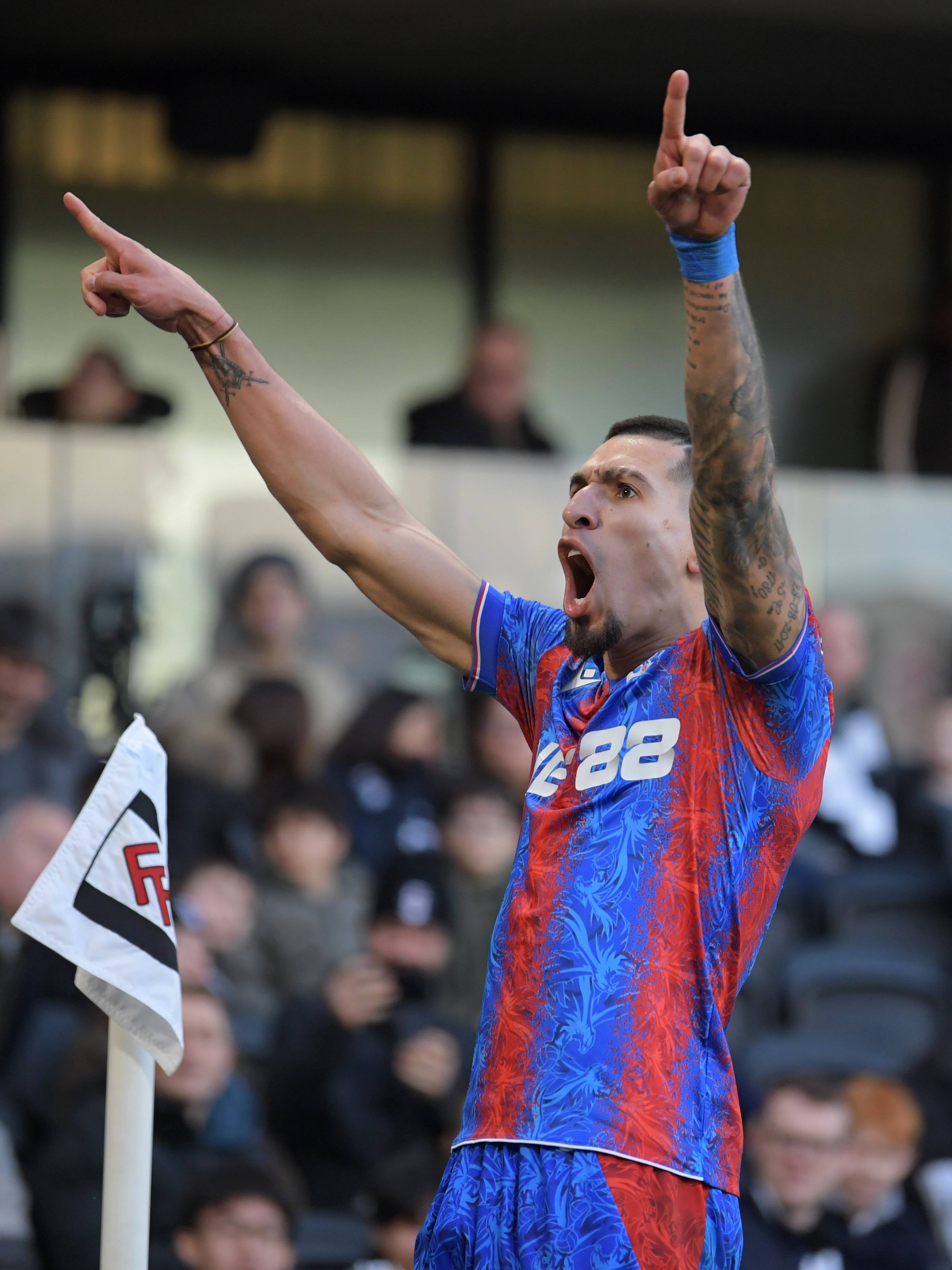 水晶宫客场3-2击败沃特福德，保级大势已去的简单介绍