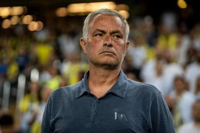 穆里尼奥调侃瓜帅，曼联众将大跌眼镜