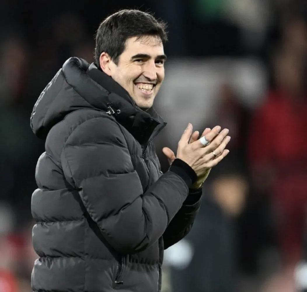 包含伯恩茅斯客场追赶成功，豪取新赛季首胜的词条