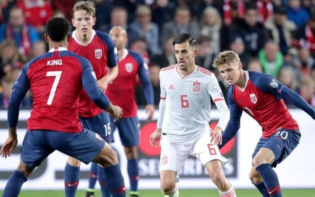 包含震撼一战:西班牙队力争战胜挪威队的反扑的词条 包含震撼一战:西班牙队力争战胜挪威队的反扑的词条