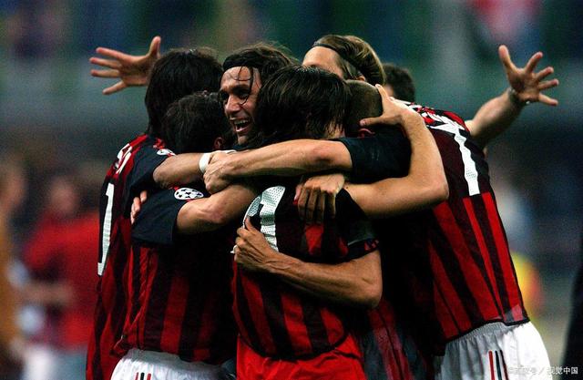 佛罗伦萨客场大胜，扩大积分差距的简单介绍