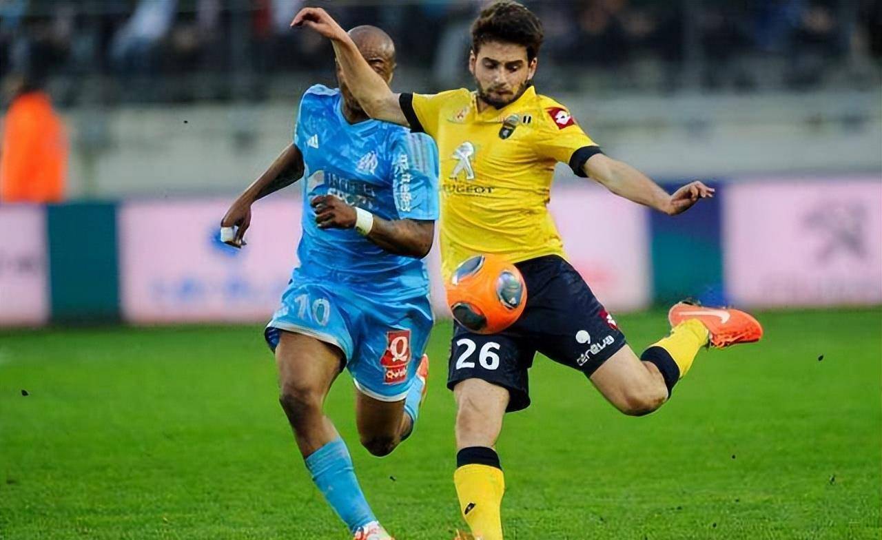 1xBit体育平台-阿雅克肖球队团结奋战,夺取法甲胜利的简单介绍